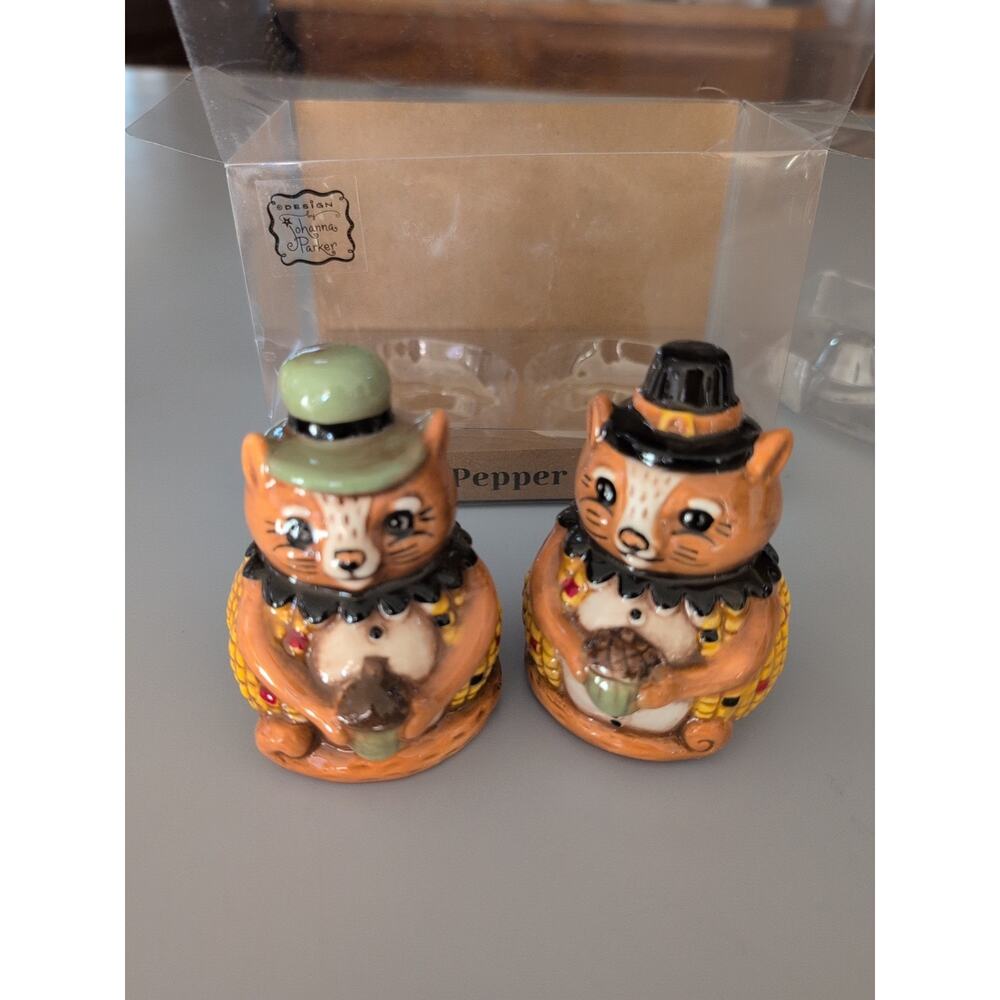 NEW Johanna Parker Salt and Pepper Shakers Open‎ Box Fall Decor Cottage Core - Picture 5 of 6